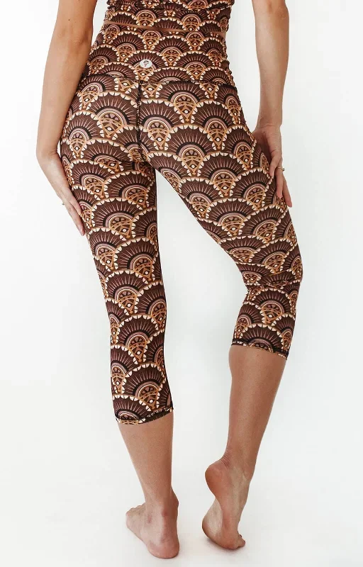 art-deco-printed-yoga-crops