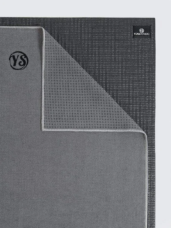 grip-dot-yoga-towels-in-grey