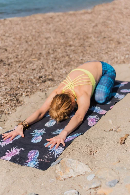 luxe-vegan-suede-microfiber-recycled-rubber-printed-yoga-mat-pineapple