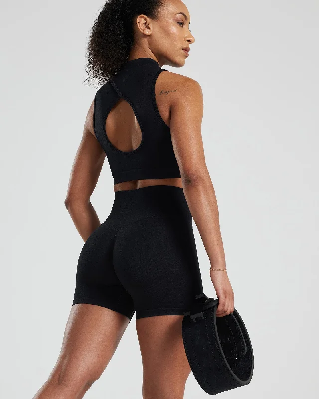 motion-seamless-shorts-black