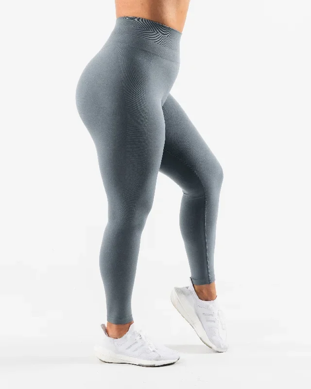 womens-amplify-gravity-legging-ride