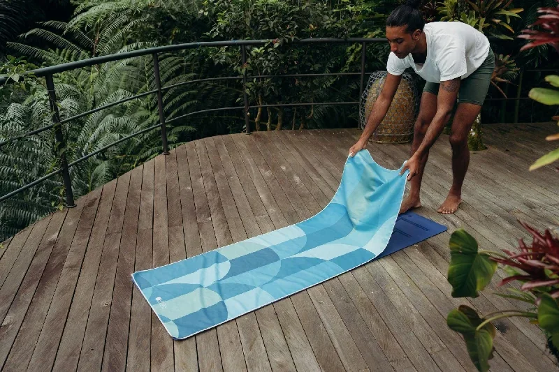 yoga-design-lab-yoga-mat-towel-rise-mat-towels-for-hot-yoga-yoga-mat-towels-with-grip